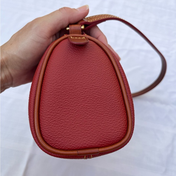 Dooney & Bourke Small Barrel Bag red leather - Picture 6 of 11